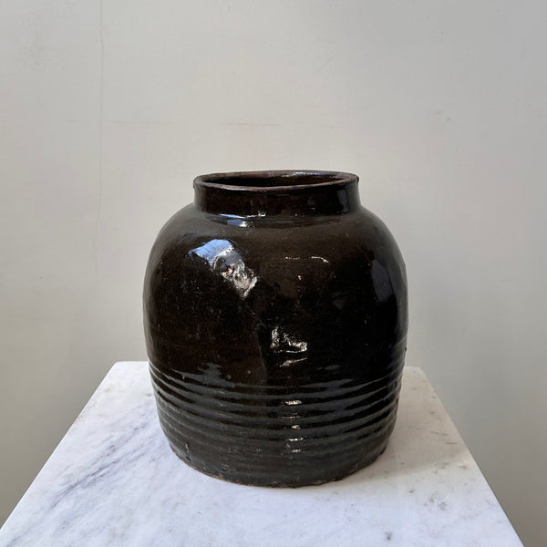 Vintage Chinese Black Ceramic Pot - 002