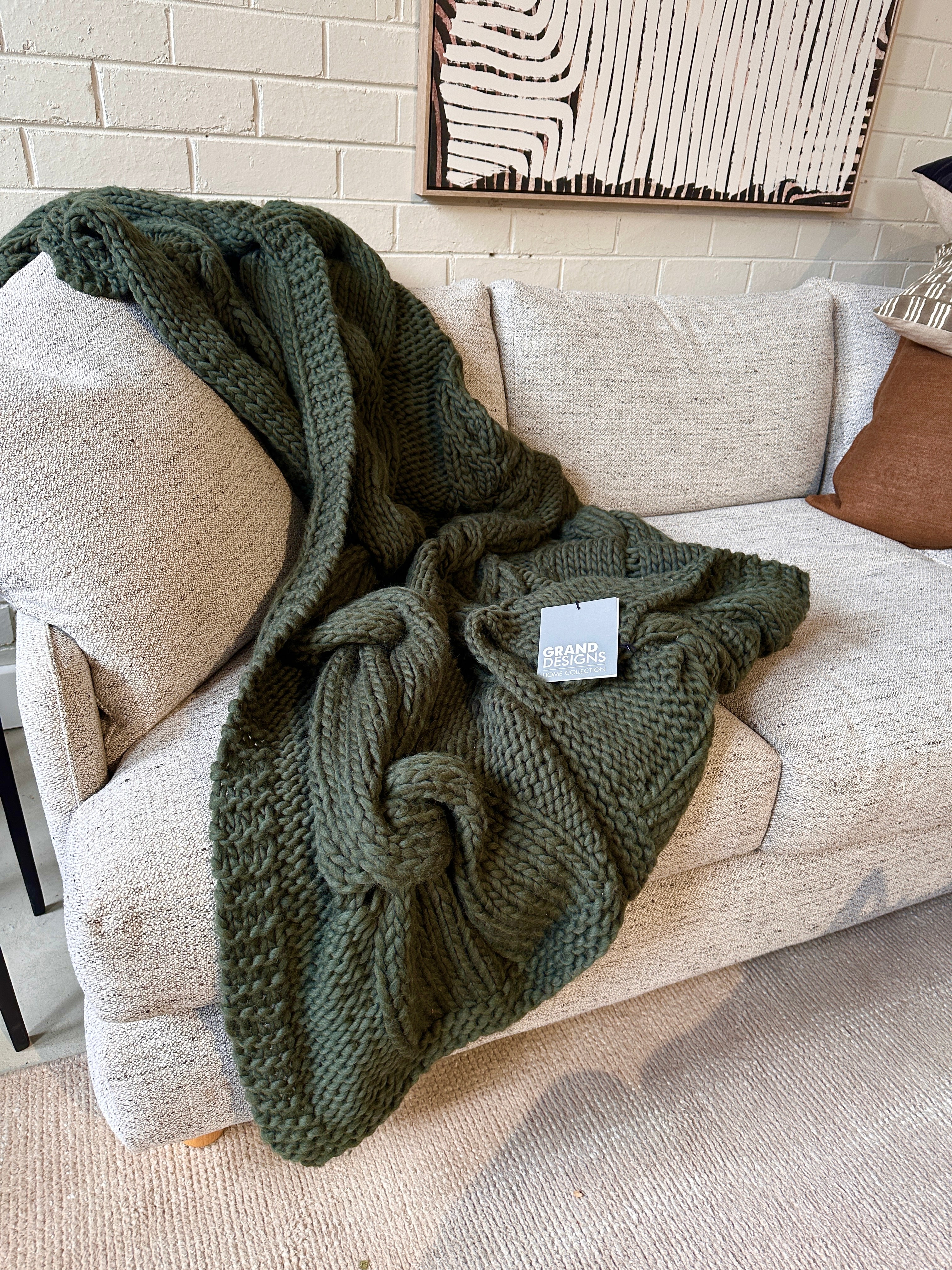 GRAND DESIGNS Hamish Hand Knitted Throw Dark Green 180x130cm