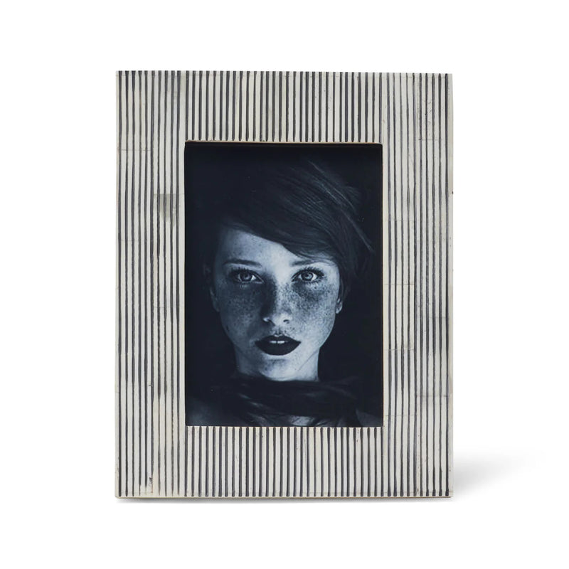 Ollo Photo Frame - 5x7"