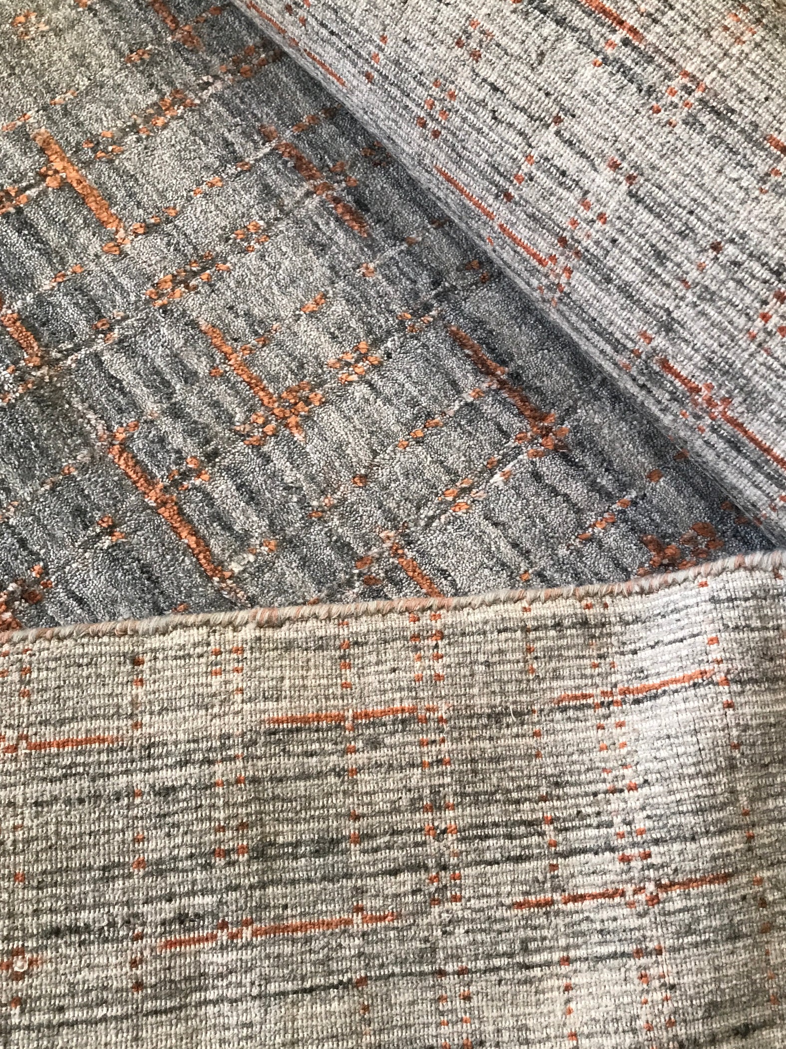 Polaris Handwoven Wool Rug - Charcoal & Rust