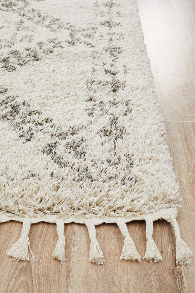 Saffron 33 - Moroccan Shag Pile Rug 33 - Natural