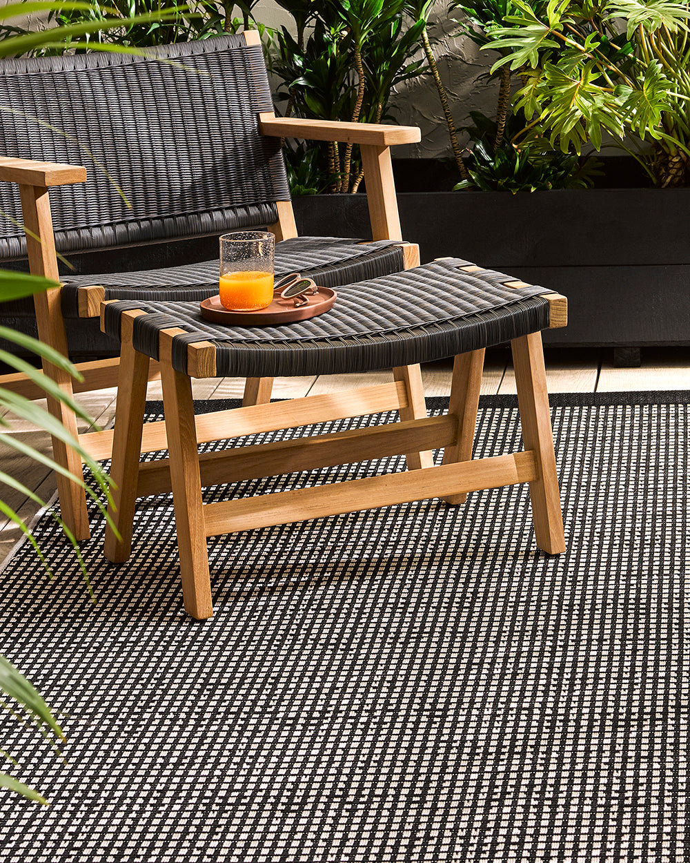 BAYA Flaxseed Outdoor Rug - Graphite